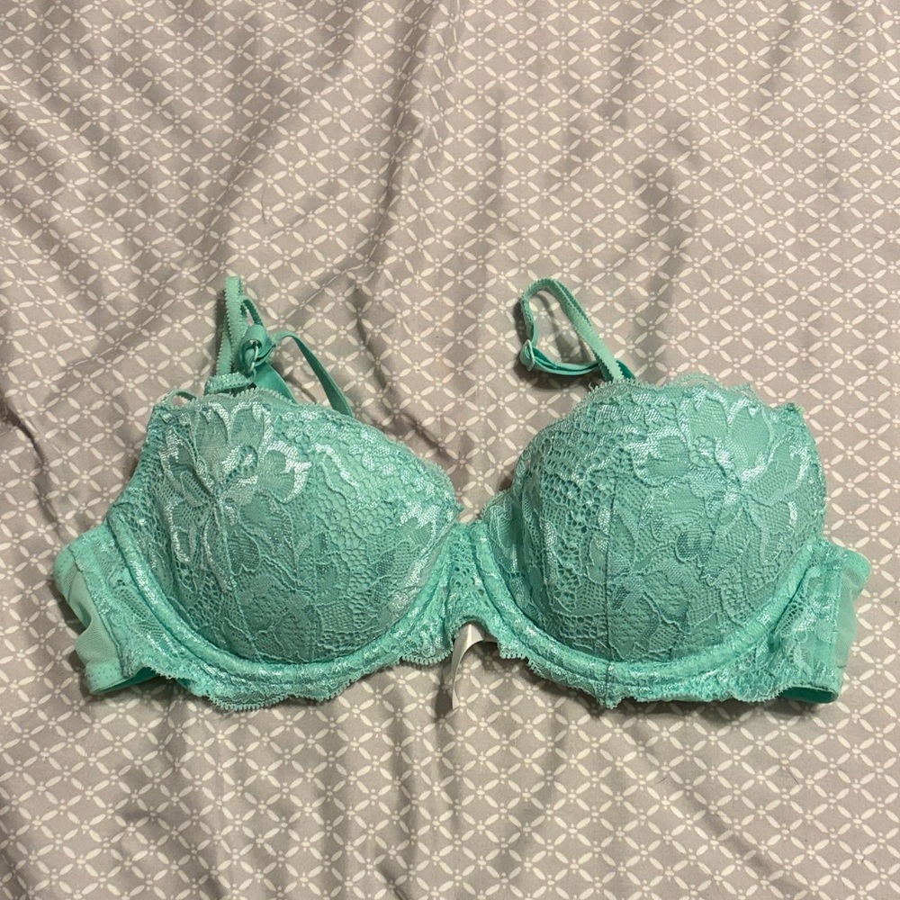 Victoria's Secret Aqua Lace Bra